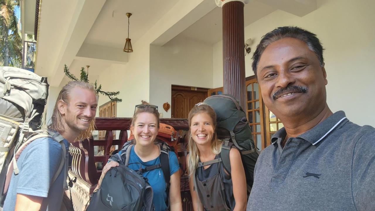 Pkn Homestay Kumily Thekkady Ngoại thất bức ảnh